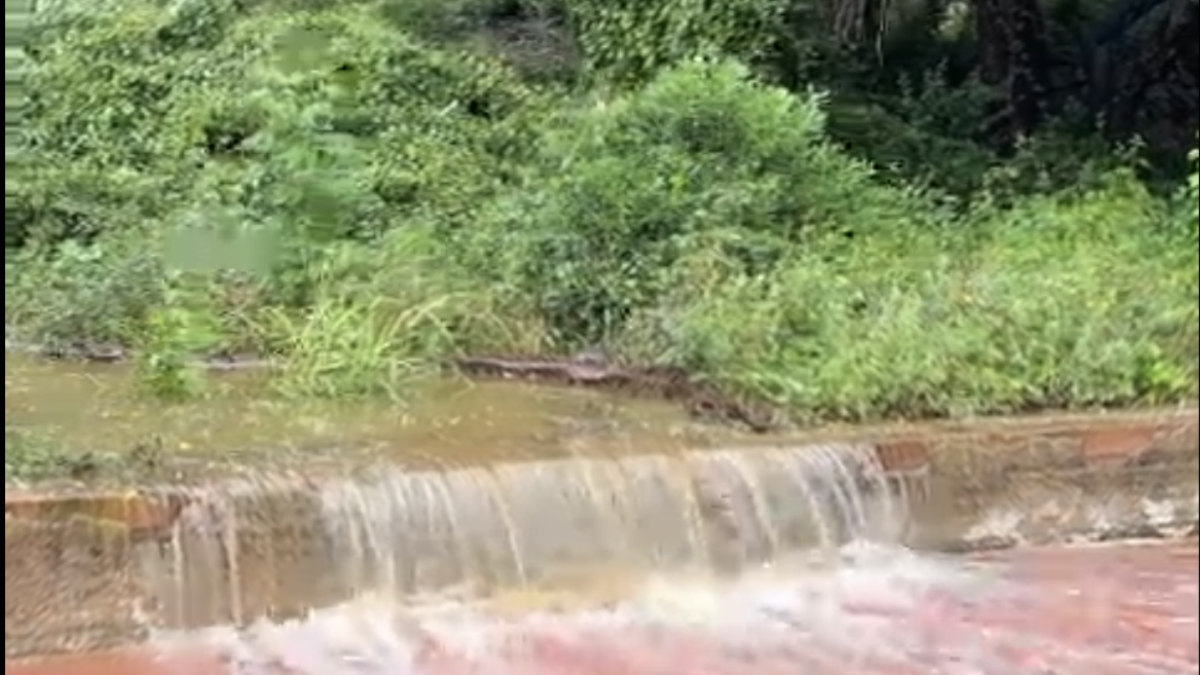 Riuada a Cala Romana després dels aiguats d'aquest 9 de juny.