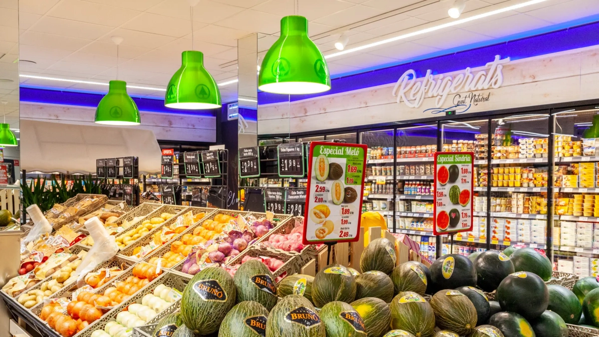 Interior del nou establiment a Cambrils.