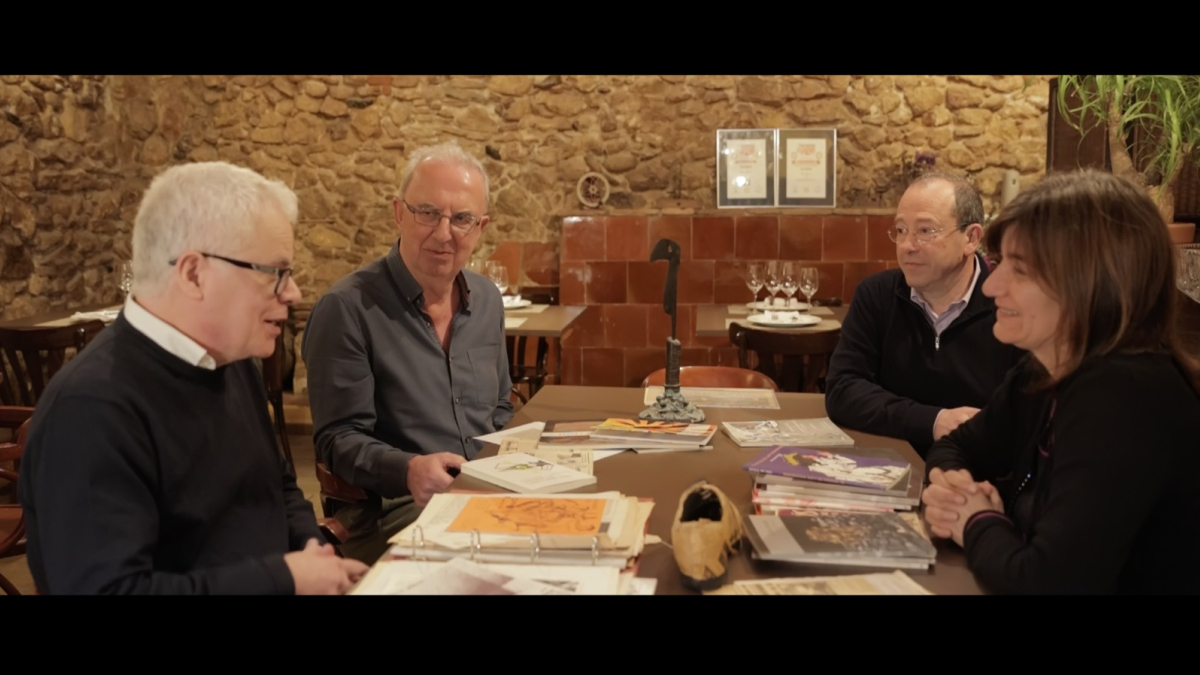 Joan Cavallé, Magí Sunyer, Fermí Roig y Lurdes Malgrat en el restaurante Les Cocas, antiguo ‘Poetas’.