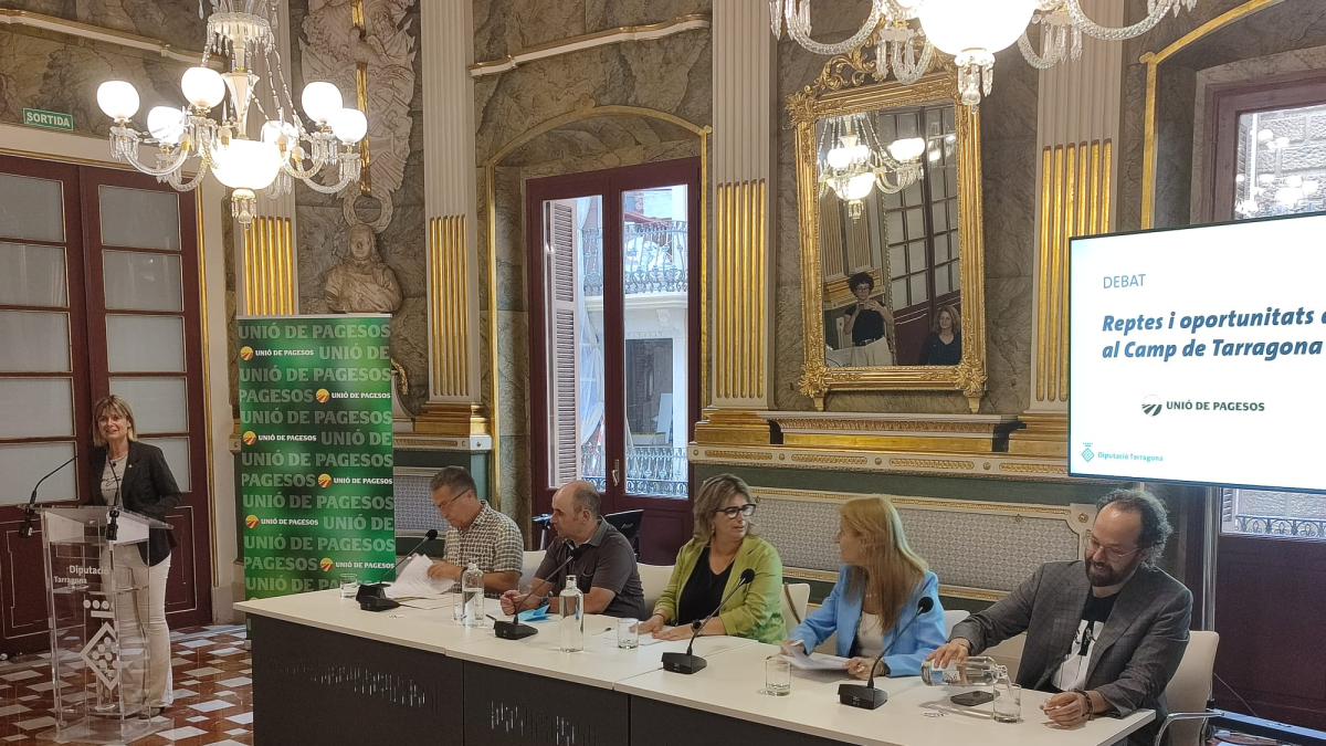 Imagen del debate ‘Retos y oportunidades de futuro en el Camp de Tarragona’ que tuvo lugar en el Palau Bofarull.