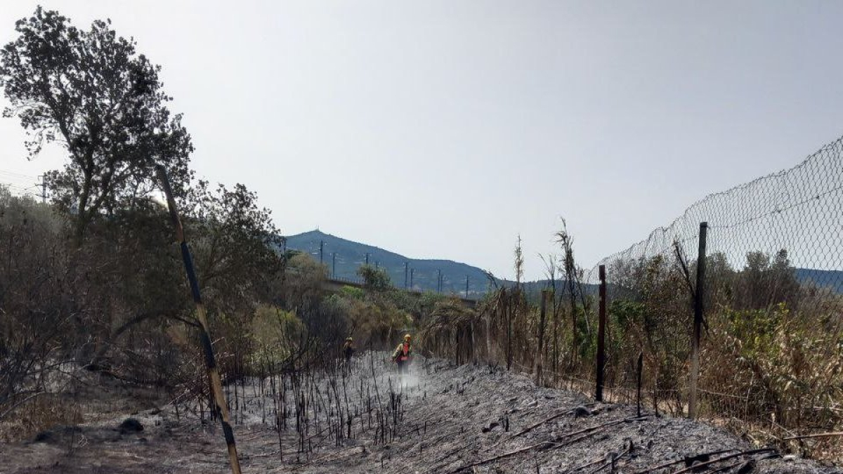 Imatge del flanc esquerre de l'incendi de Montblanc.