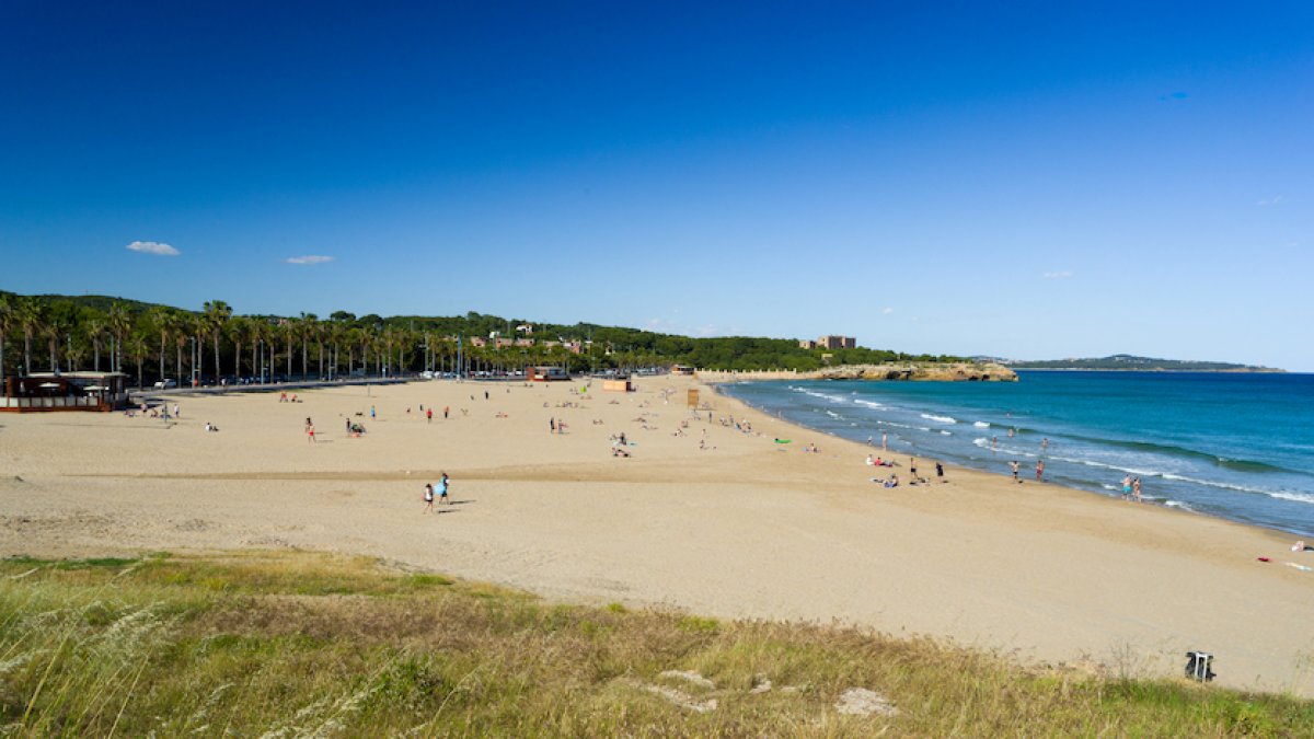 Imatge de la platja Arrabassada de Tarragona.
