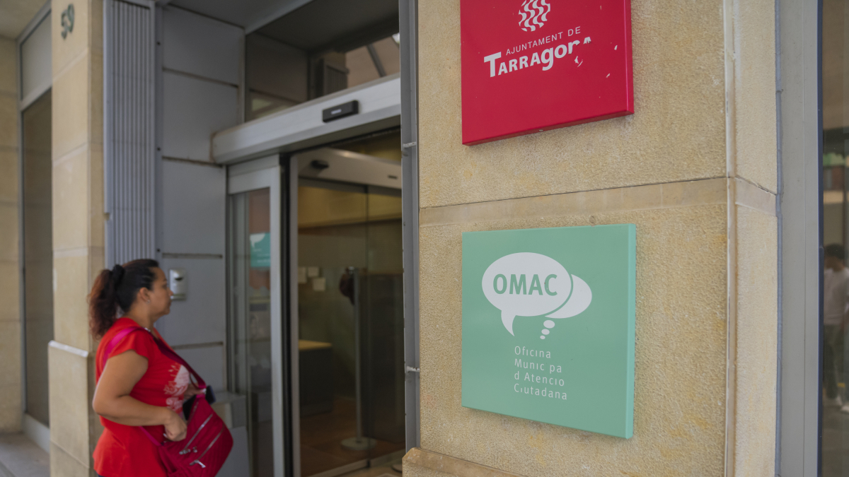 La inscripció al padró municipal d’habitants es realitza a les oficines de l’OMAC, a la Rambla Nova.