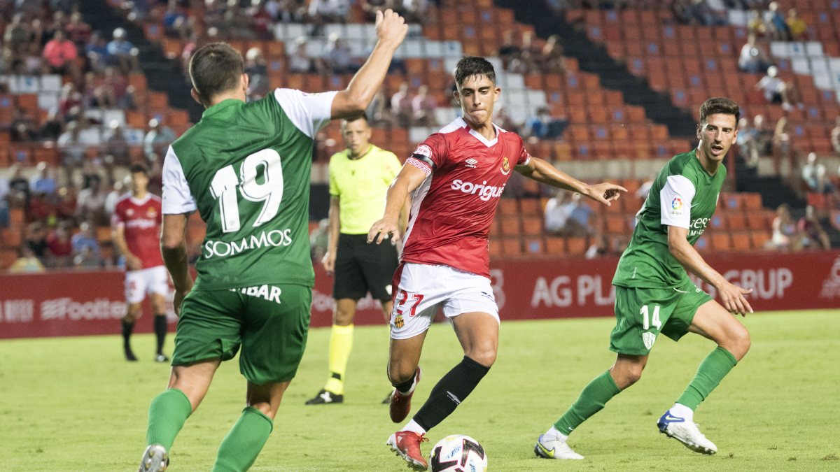 Marc Montalvo durant el darrer duel de pretemporada contra el Huesca, ara fa dos anys.
