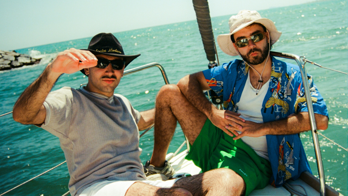 Foto promocional de la canción 'La Marina sta morena'.