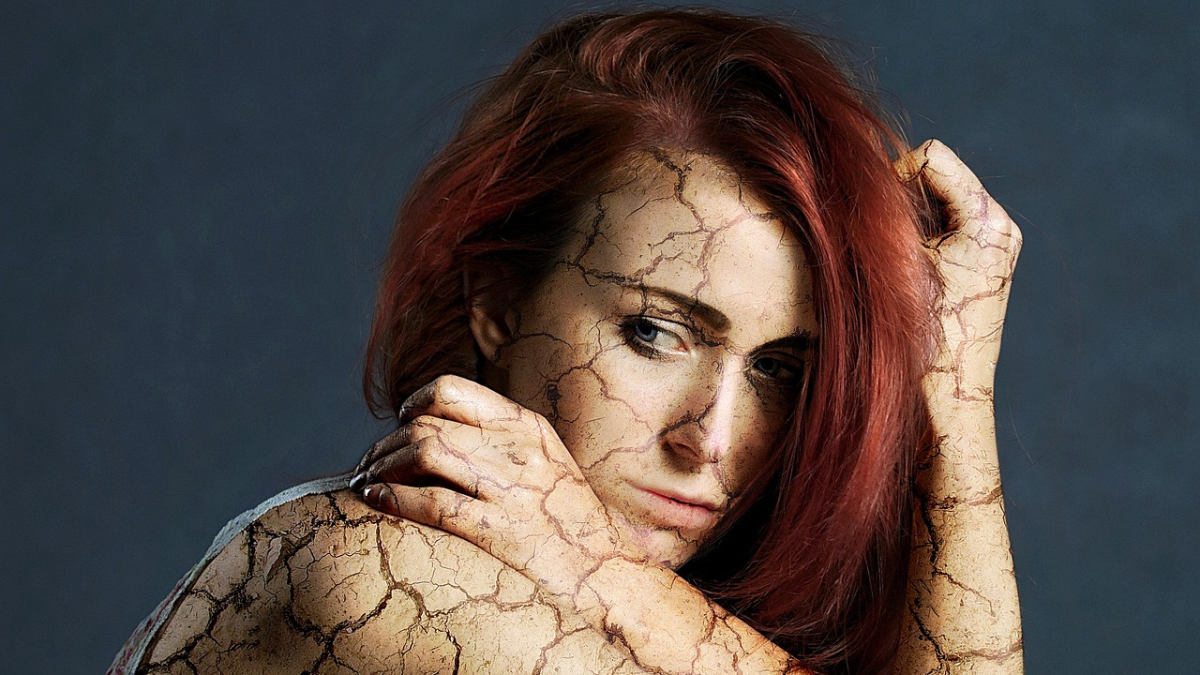 La fibromialgia presenta síntomas como ansiedad, dolores, depresión, fatiga, entre otros