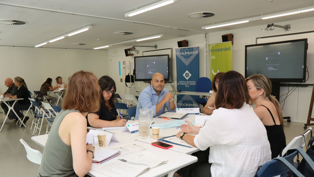 Imagen de la sesión del Espacio de Acción Colectiva con el sector agroalimentario