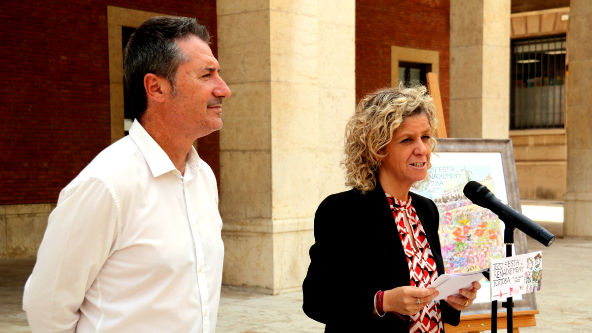 Imatge d'arxiu de l'exalcaldessa de Tortosa, Meritxell Roigé, i el regidor Domingo Tomàs.