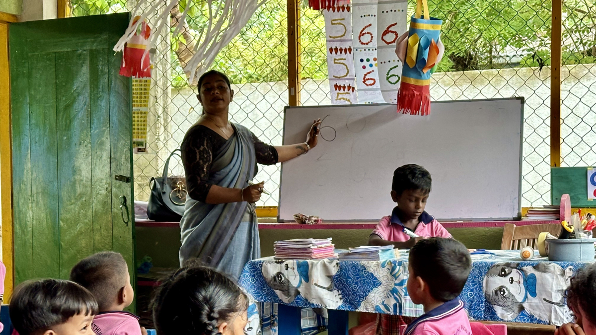 Imagen de la escuela Singithi Pathum, situada en Sri Lanka.