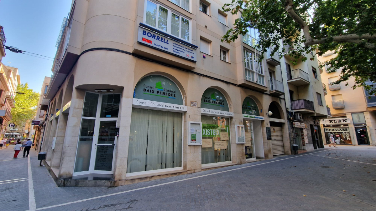 El exterior de la sede del Consell Comarcal del Baix Penedès.