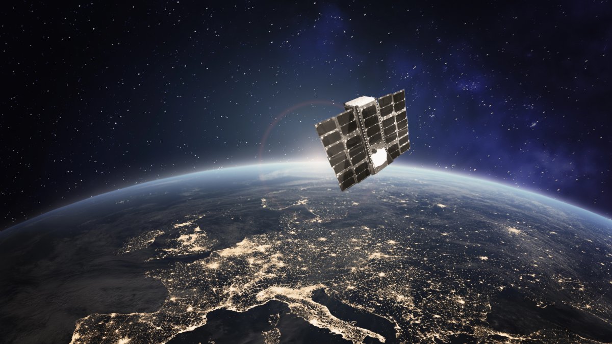 El nanosatélite de comunicaciones IoT Enxaneta durante su estancia en el espacio
