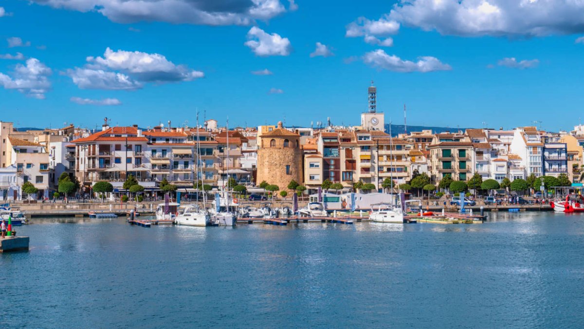 Imagen de la costa de Cambrils vista desde el Mar.
