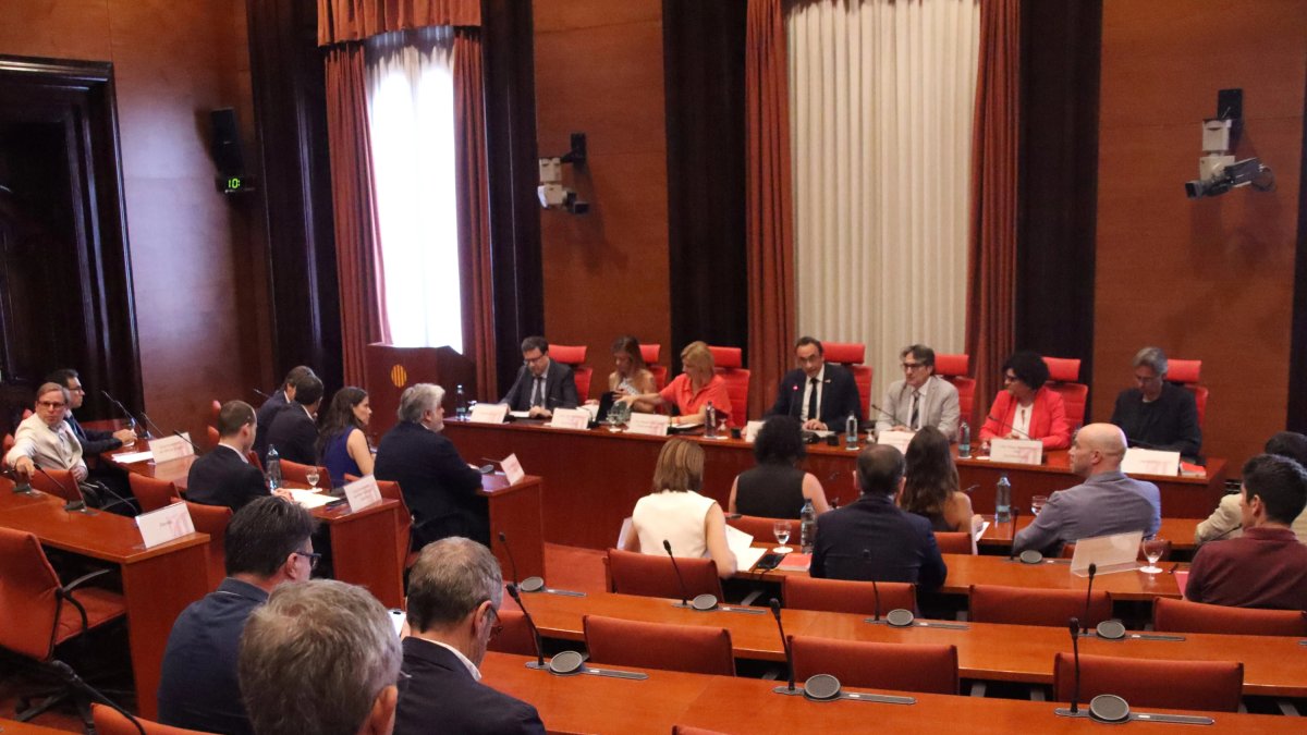 Reunión de la Diputación Permanente del Parlament.