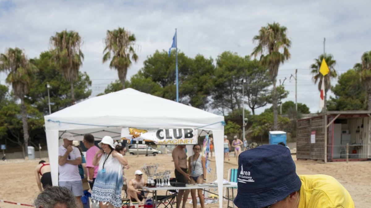 Concurs de castells i escultures a la sorra.