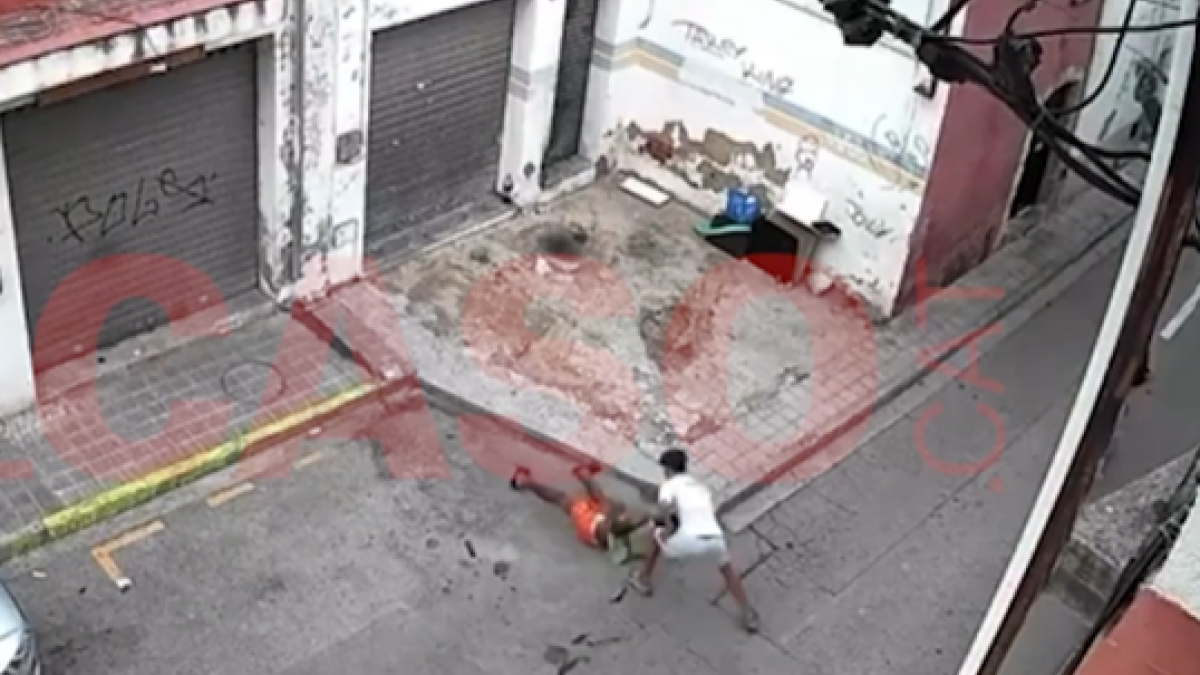 Imatge del moment de l'agressió.