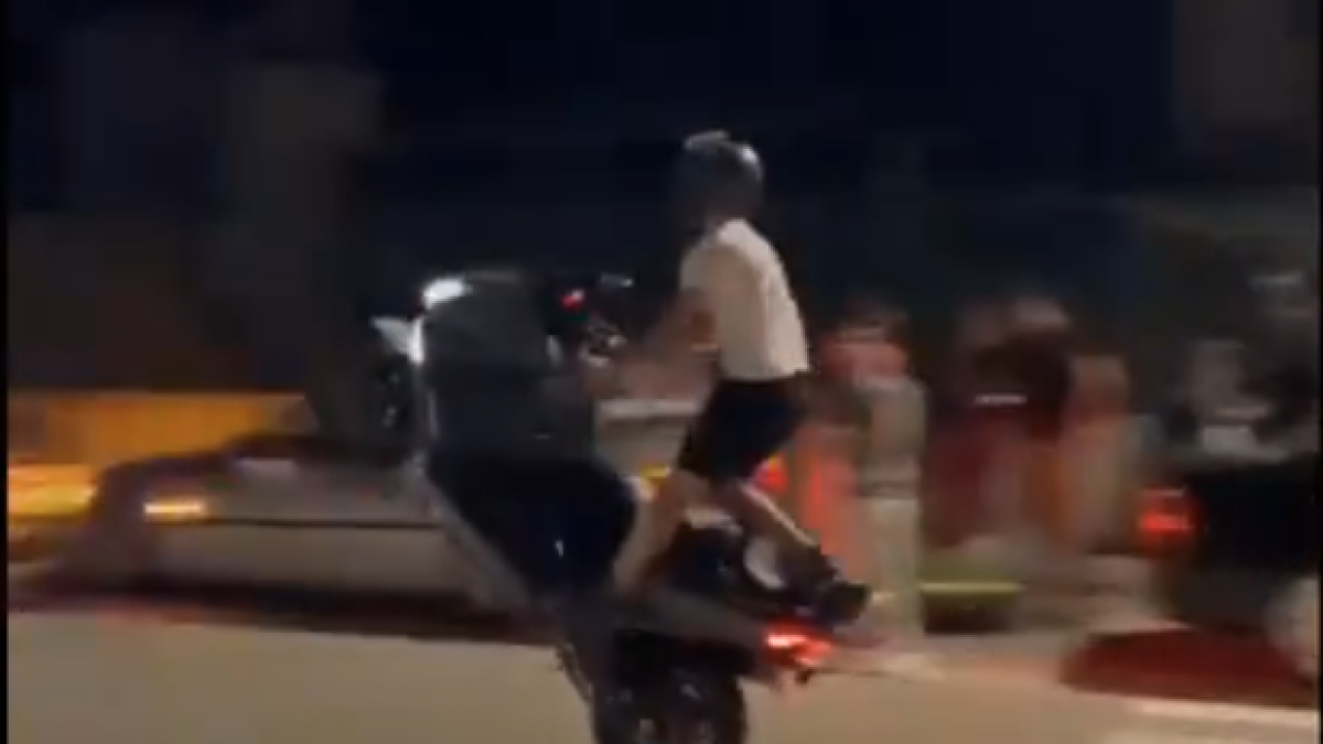 Imagen del vídeo de los vehículos modificados al encuentro no autorizado
