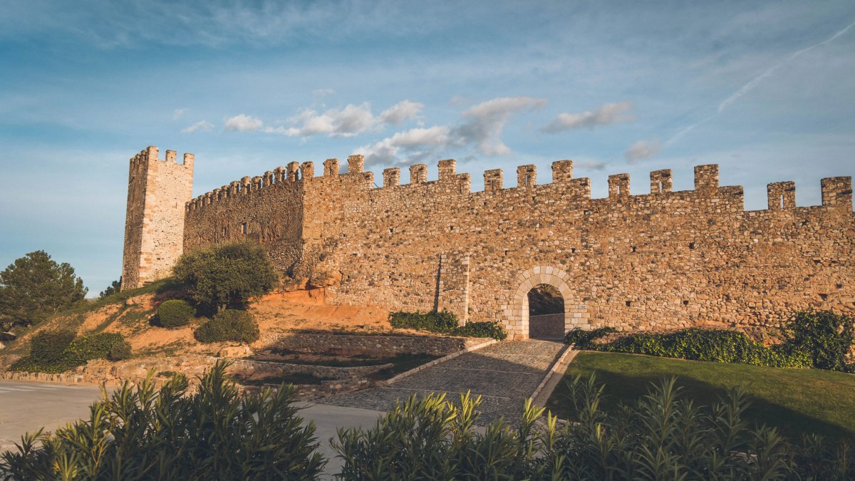 Imagen de la muralla de Montblanc.