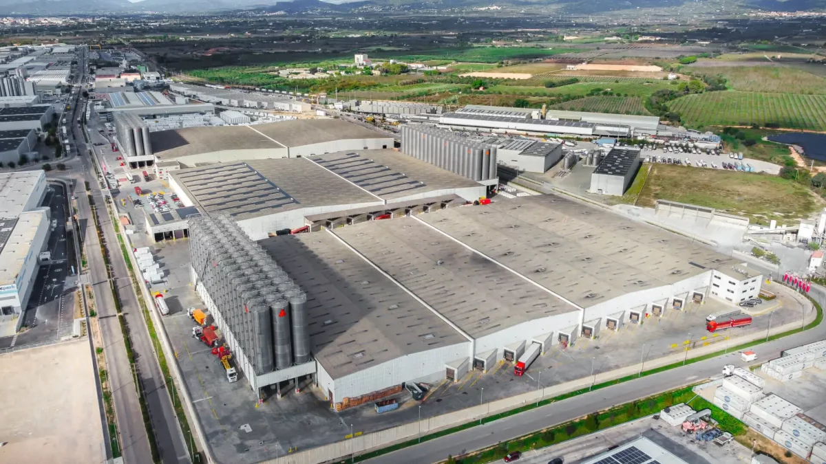 Imatge de les instal·lacions de Katoen Natie Ibérica Tarragona.