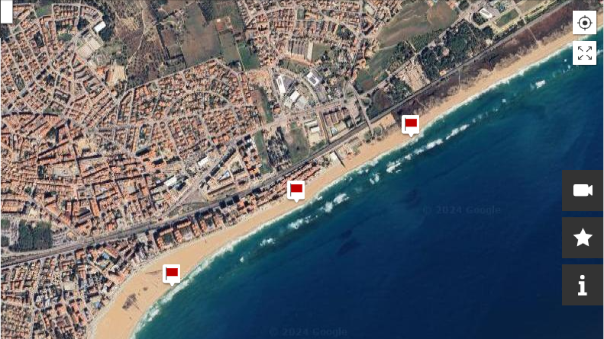 Les autoridades han prohibido el baño en la playa de Torredembarra.