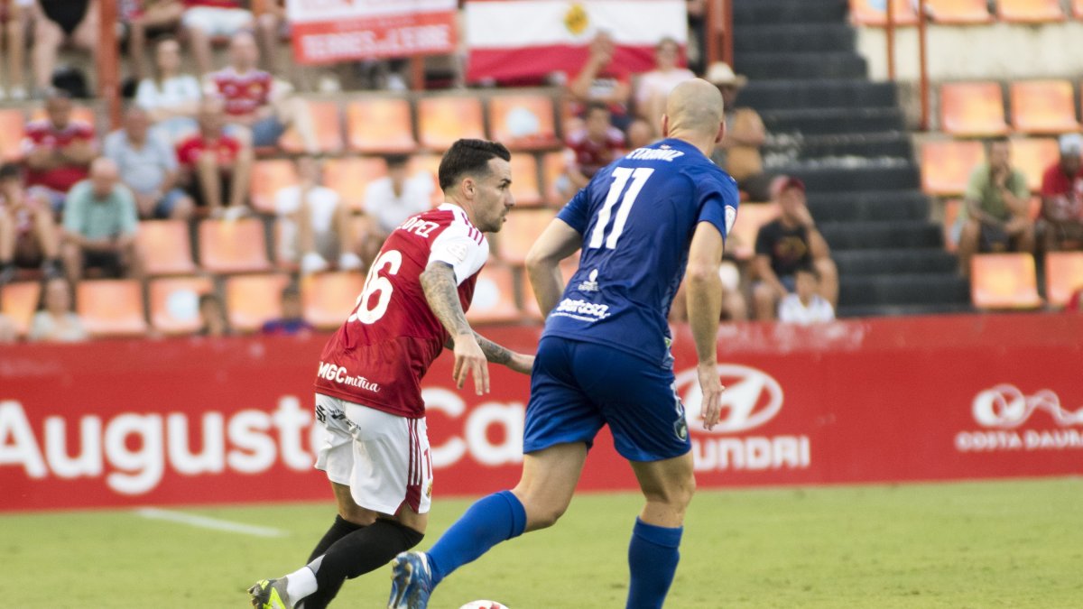 Álex López durante su debut con la camiseta del Nàstic el pasado domingo contra el Sestao River.