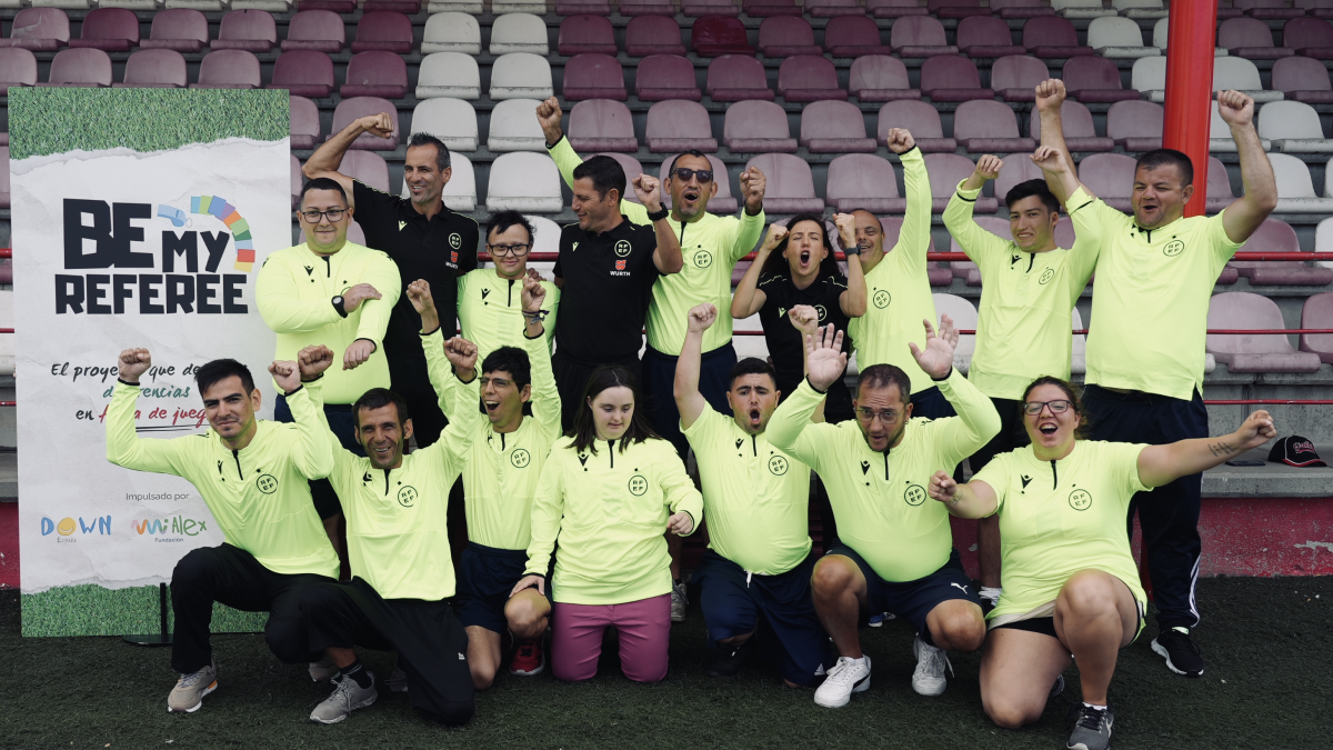 Els àrbitres que han realitzat la formació dirigiran els seus primers partits en el torneig By My Referee.