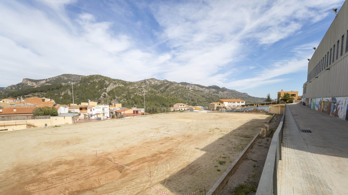 Actual camp de futbol de Vandellòs.