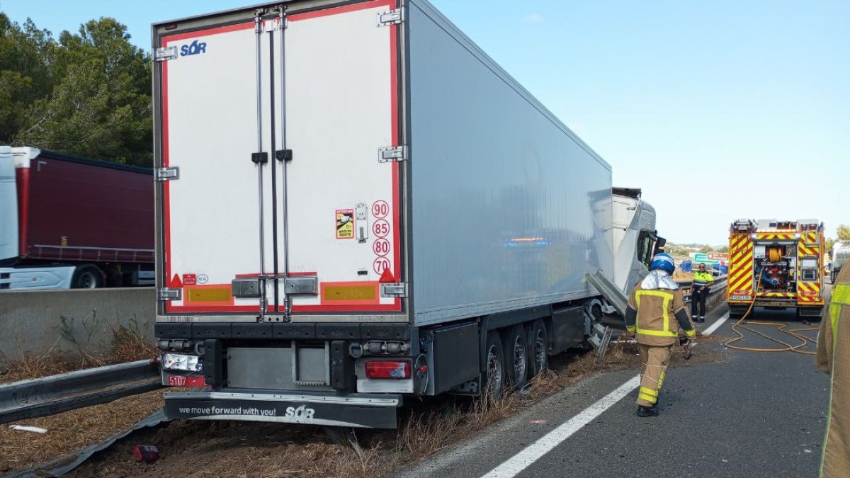 Imatge d'un dels camions accidentats.