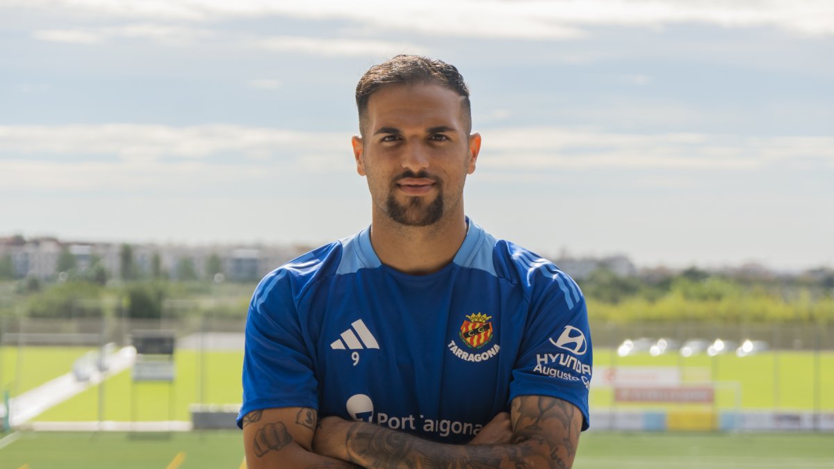 El jugador del Nàstic de Tarragona, Antoñín Cortés, després de l’entrenament d’ahir al Salou Sports Center.
