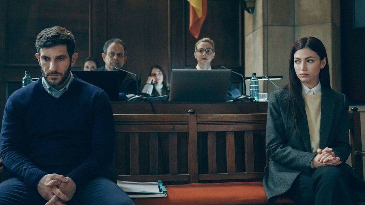 Quim Gutiérrez i Úrsula Corberó protagonitzen la sèrie 'El Cos en Flames’.