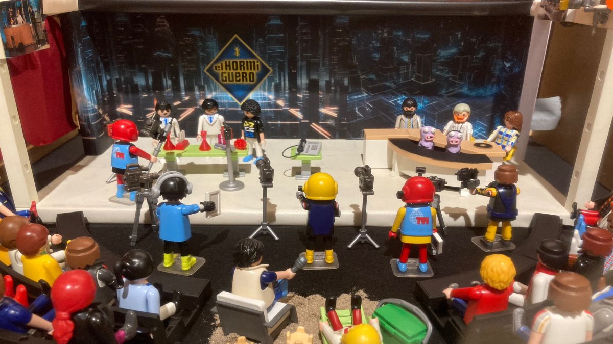 Imatge de l’obra feta amb Playmobil que representa el programa de 'El Formiguer'.