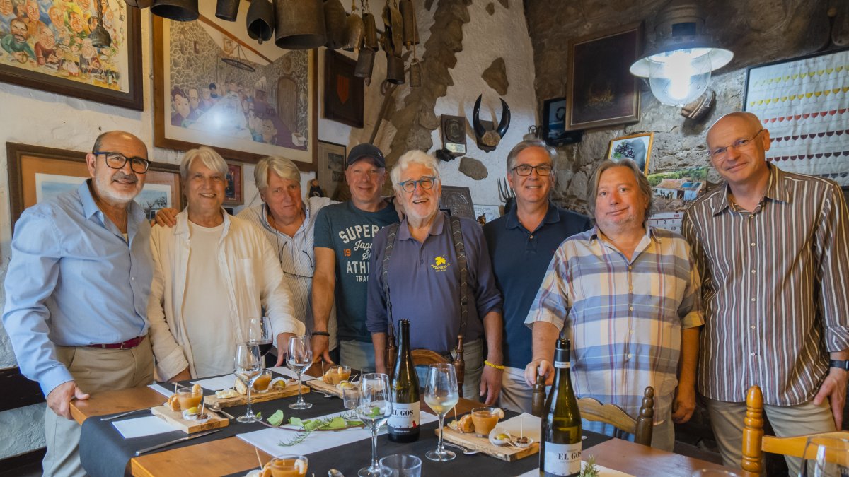 Joan Vaño, membre fundador i antic president, i Ignasi, Ramon, Sergi, Jordi G., Lluís M., Jordi E., Gerard i Xavi.