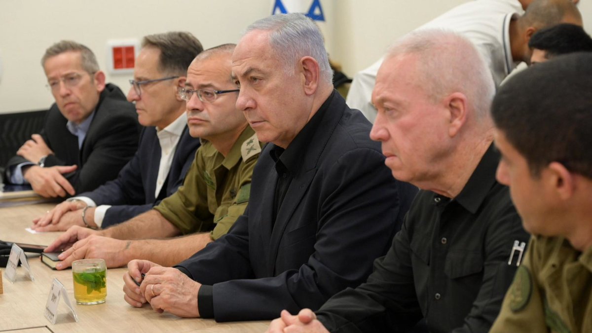 El primer ministre israelià, Benjamin Netanyahu, i el ministre de Defensa, Yoav Gallant, en la gestió dels atacs al sud del Líban.