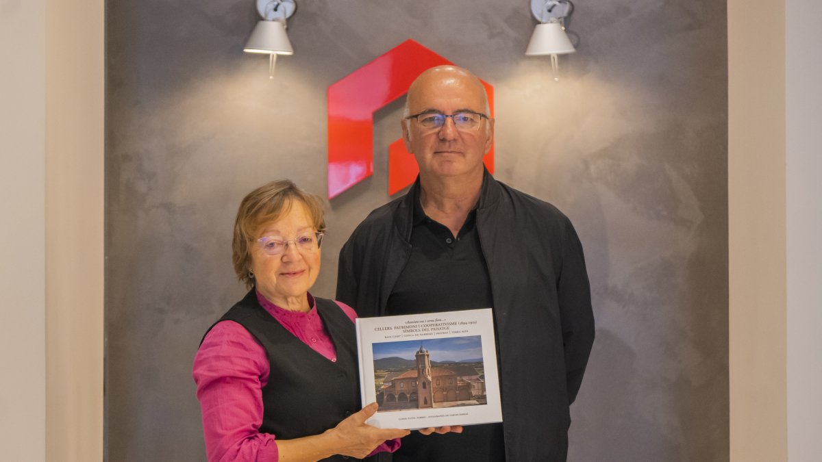 Carme Puyol i Carles Fargas, autora i fotògraf del llibre