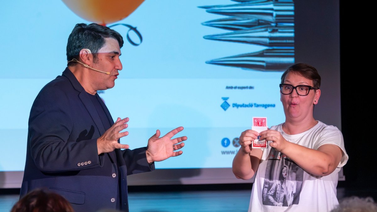 Imatge d'un dels espectacles de màgia de l'Impossible.