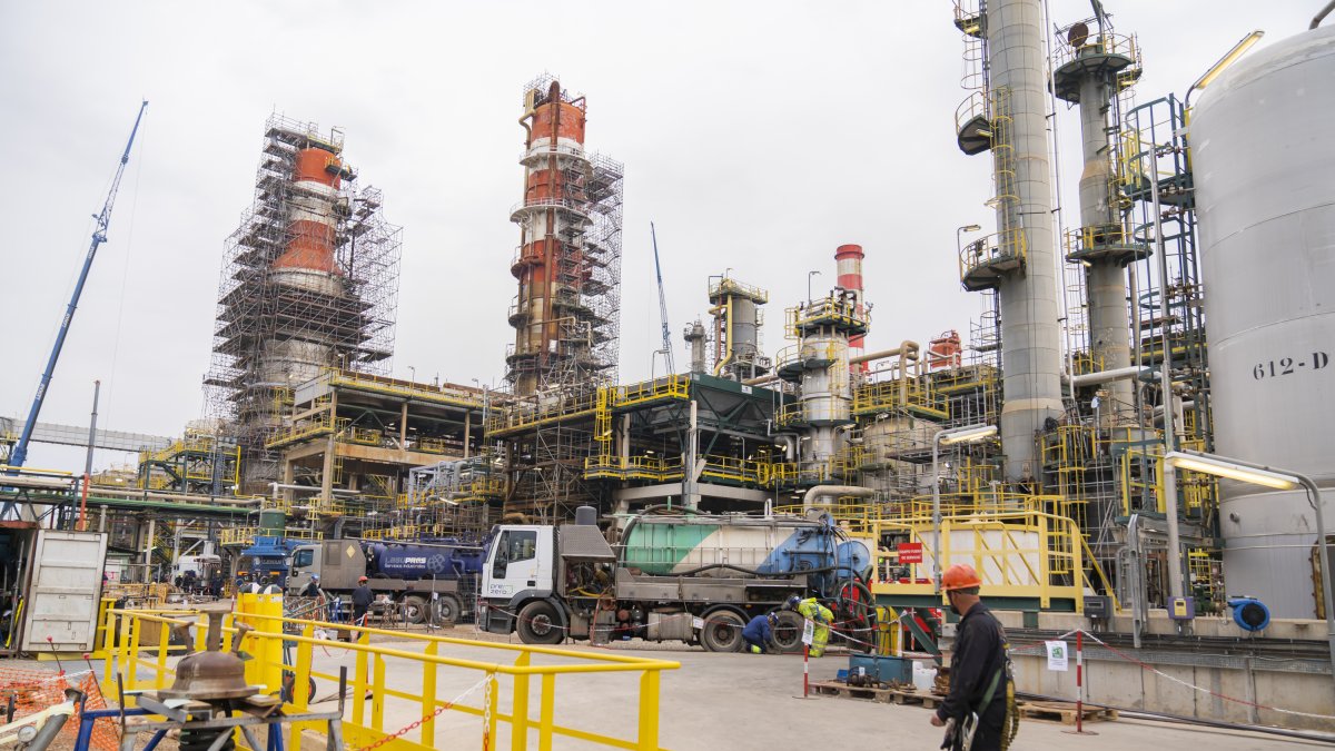Imagen de la planta de Repsol, en el complejo químico norte de la Pobla de Mafumet.