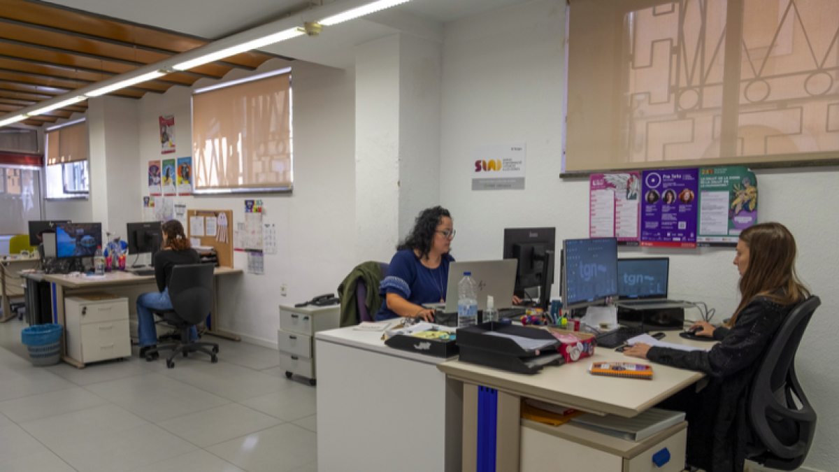 Fotografía de la sede del SIAD, ubicada en la planta baja del Ayuntamiento de Tarragona.