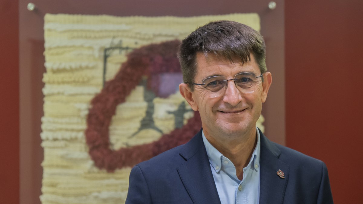Josep Pallarès (Perelló, 1967) es rector de la URV desde el 2022
