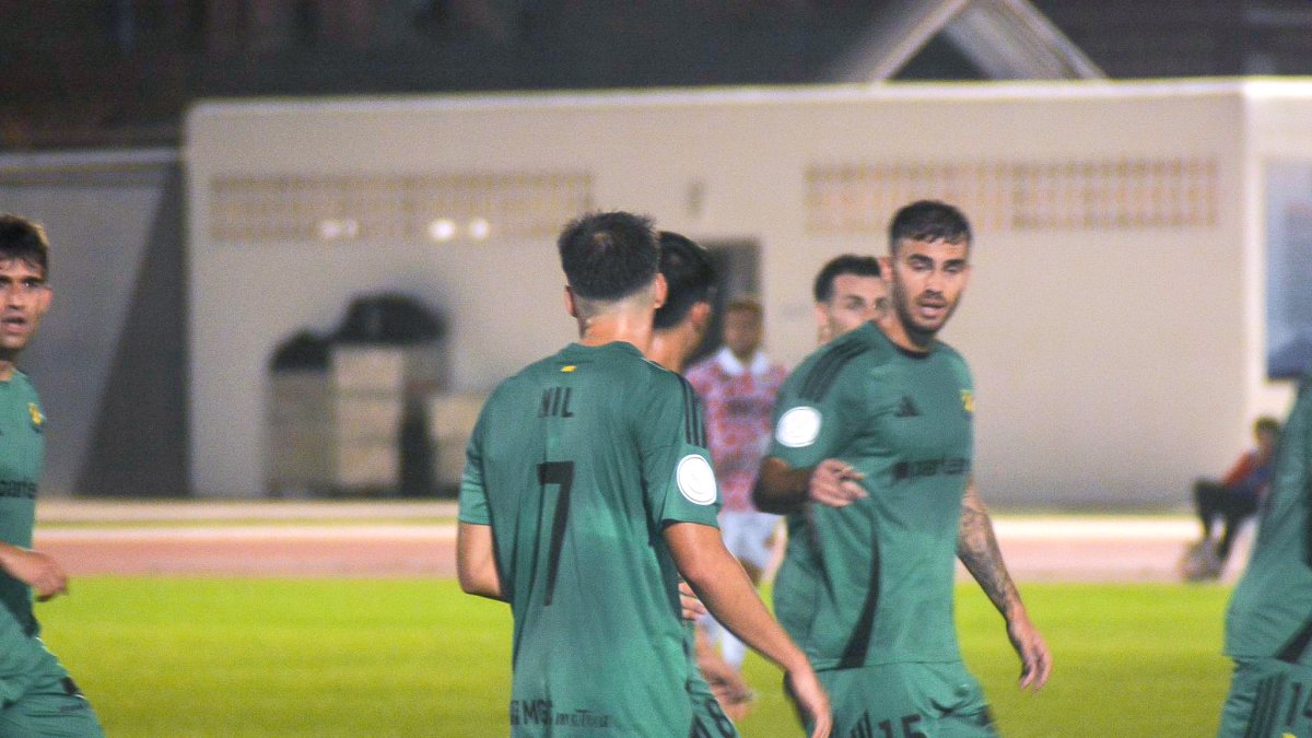Los jugadores del Nàstic Nil Jiménez y Antonio Leal durante el partido