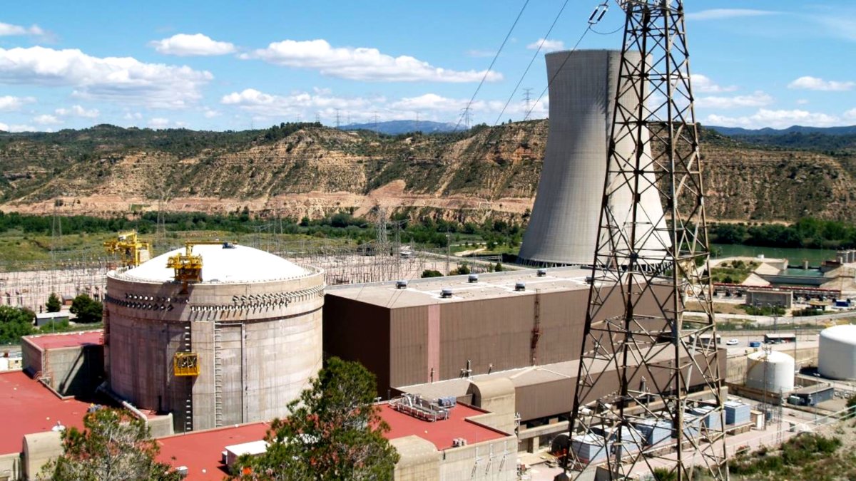 Imagen de la central nuclear de Ascó