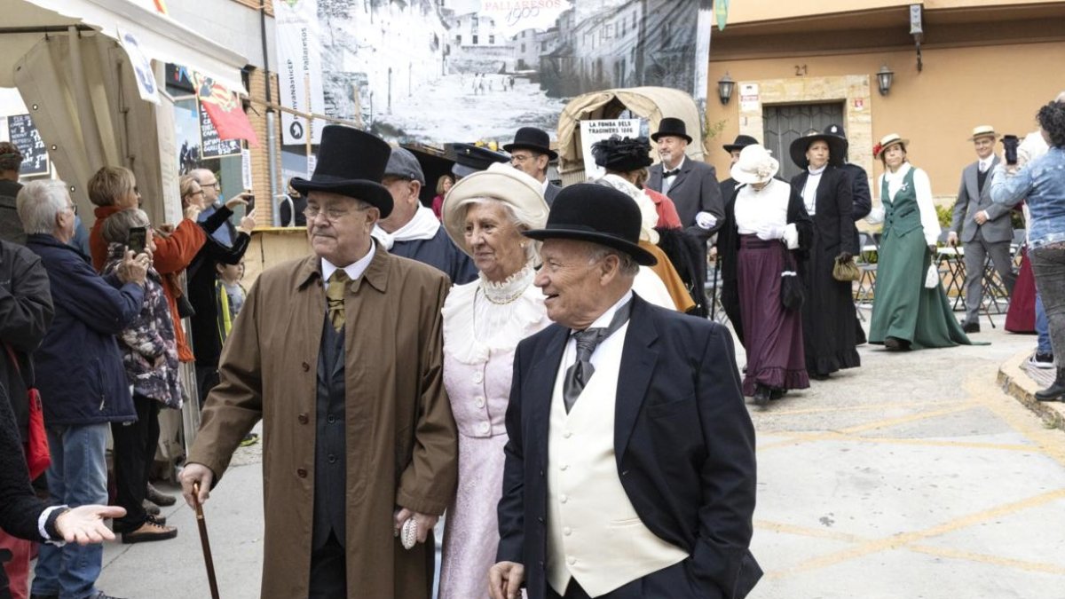 Passacarrer modernista dels Pallaresos.