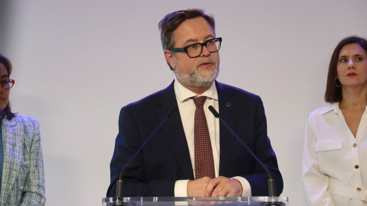 El nuevo presidente del Port de Tarragona, Santiago Castellà, durante su presentación institucional.