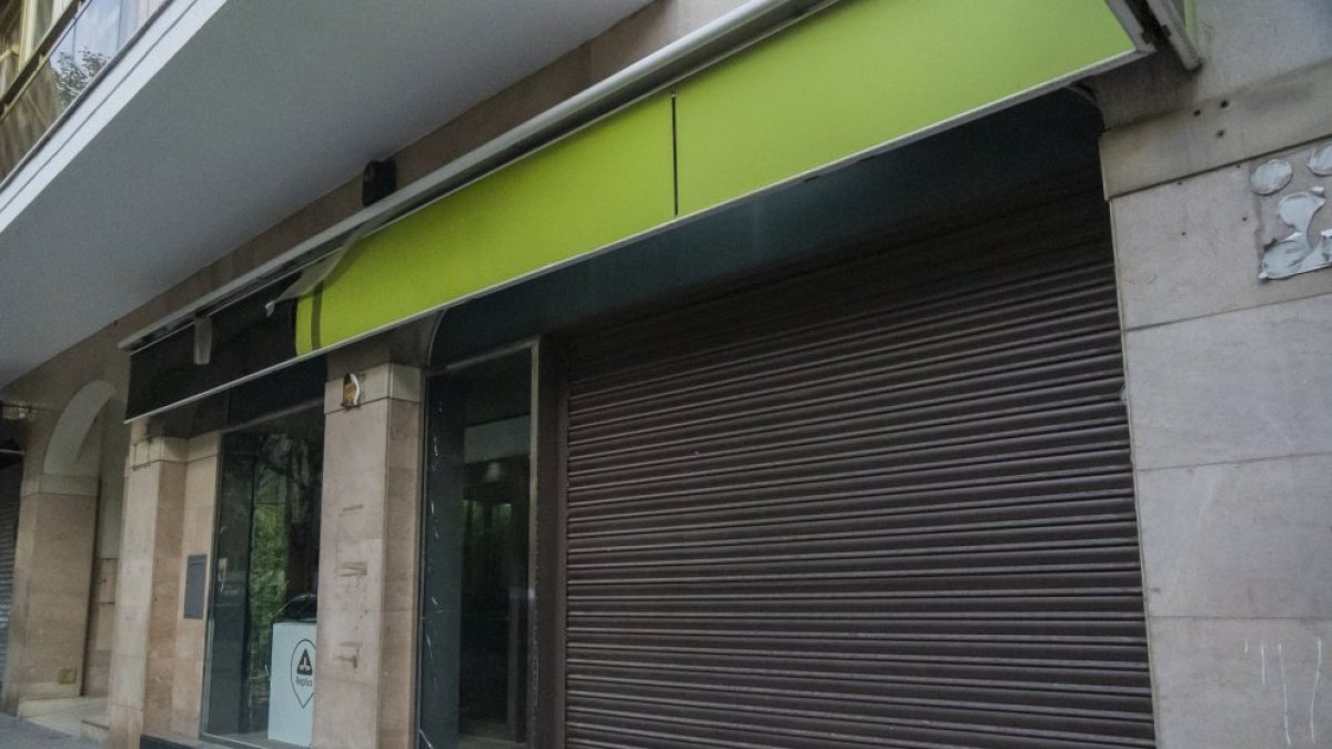 Fotografía del establecimiento que Bioeficient SL tiene alquilado en el paseo de Prim de Reus.