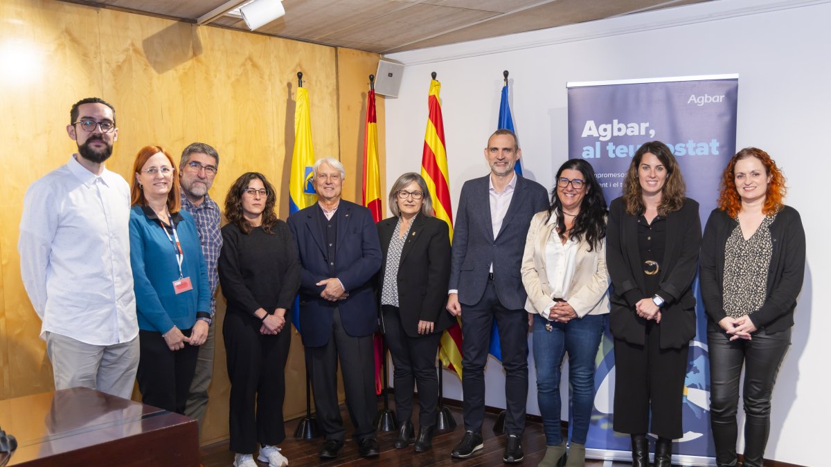 Representantes implicados en la iniciativa durante la exposición de los resultados en Vila-seca.