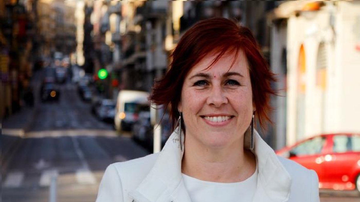 Mònica Alabart es licenciada en Psicología.