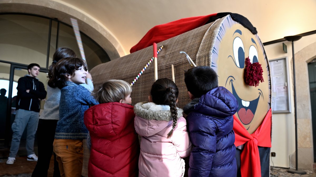 Imagen del Tió de Navidad del Morell.