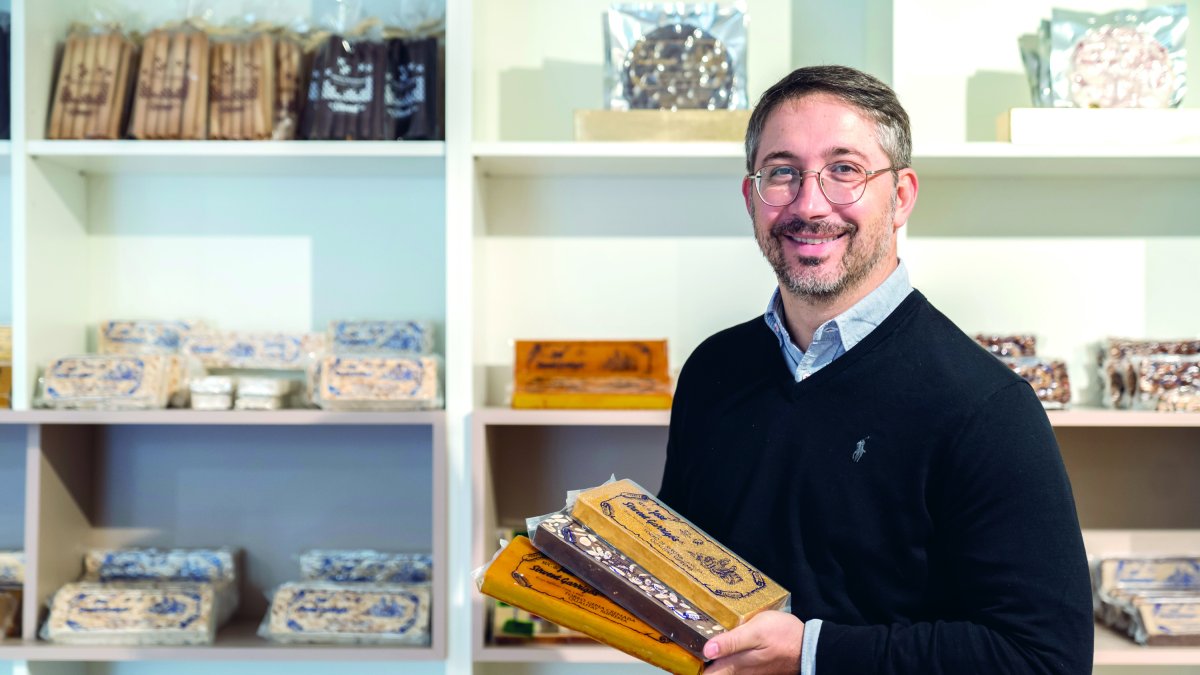 Fernando Sirvent, en el espacio Sirvent Gourmet, situado en la calle Governador González con plaza Corsini.