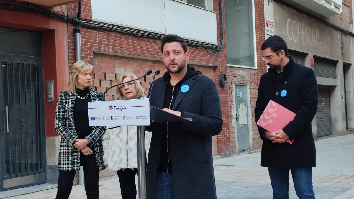 Imatge de la ianuguració dels carrers Gravina i Sant Pere