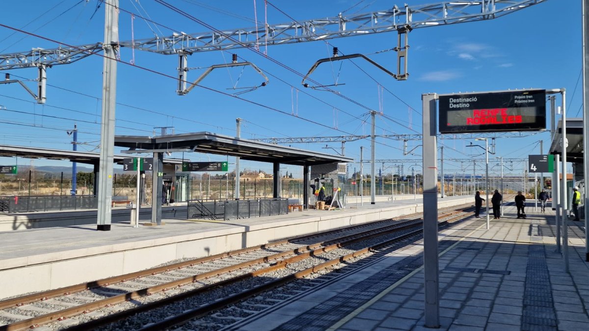 Imagen de la estación de l'Arboç remodelada.