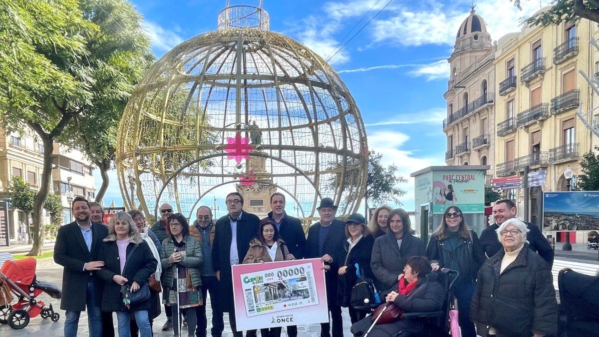 Imagen de la presentación del nuevo Cupón del ONCE en que aparece la Rambla Nueva.