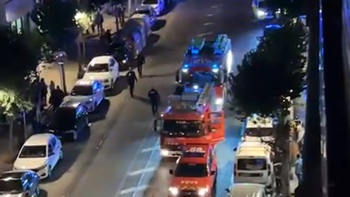 Incendi a l'avinguda Andorra.